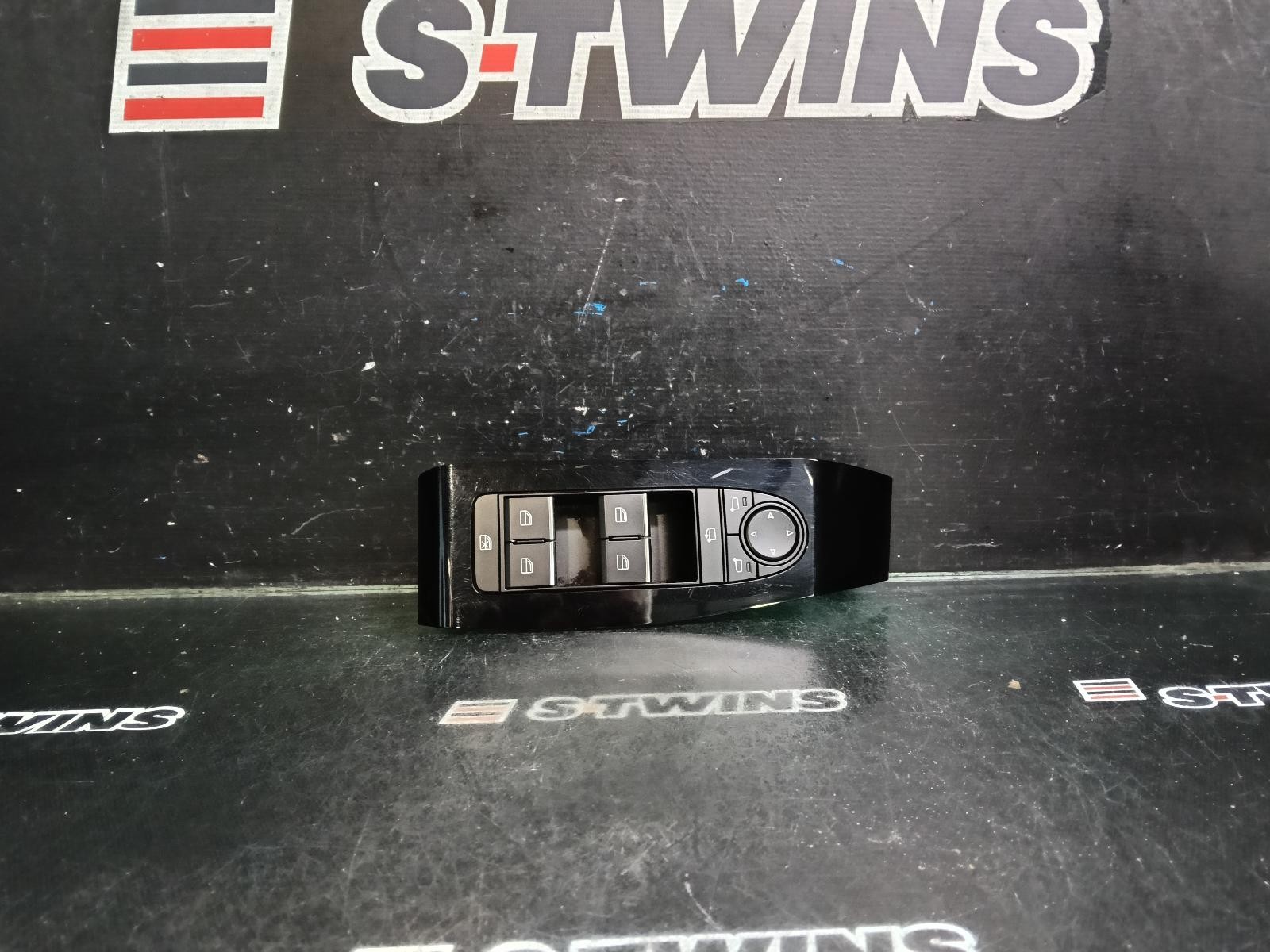 MAZDA 3 POWER WINDOW SWITCH RH FRONT (MASTER SWITCH), BP, 03/19- 19 20 21 22 23