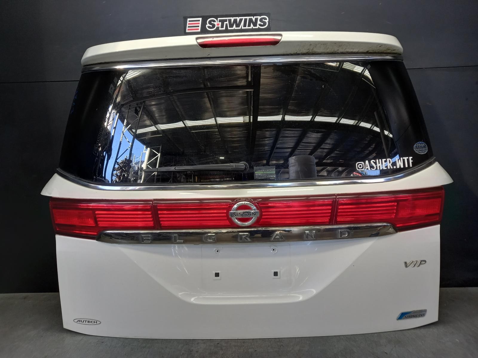 2011 Nissan Elgrand