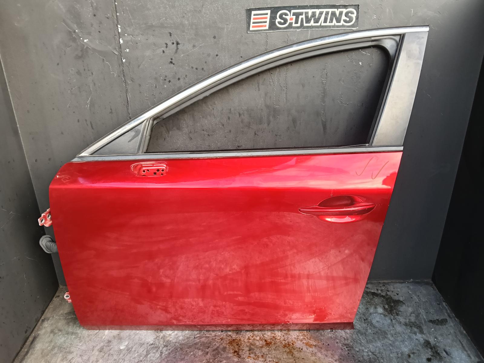 MAZDA 3 LEFT FRONT DOOR BP, HATCH, 03/19- 19 20 21 22 23 24 25 26
