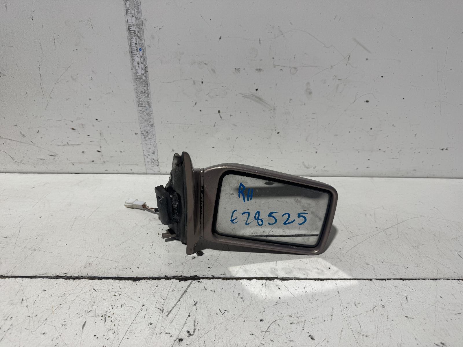 Holden Commodore Right Door Mirror VS 06/1993-07/1997