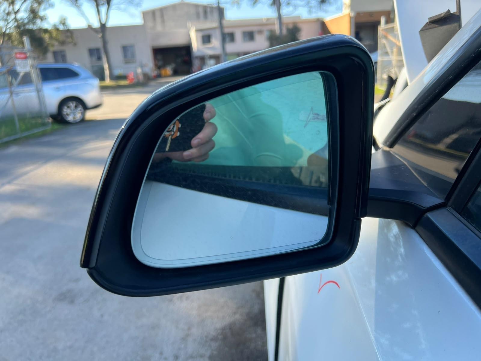 TESLA MODEL Y 1ST GEN 03/2022-02/2025 LEFT DOOR MIRROR WITH AUTO POWER FOLD