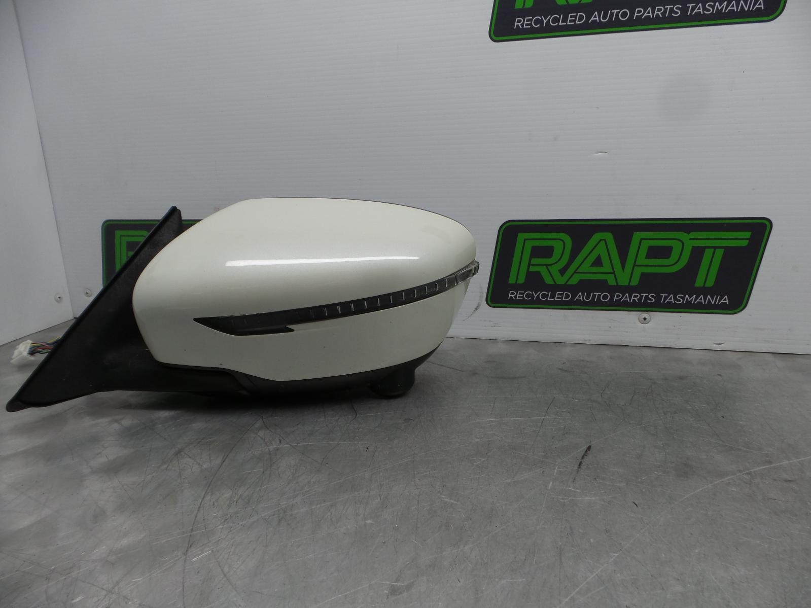 NISSAN XTRAIL LEFT DOOR MIRROR T32, TL/Ti/ST-L, W/ CAMERA TYPE, 02/14-07/22