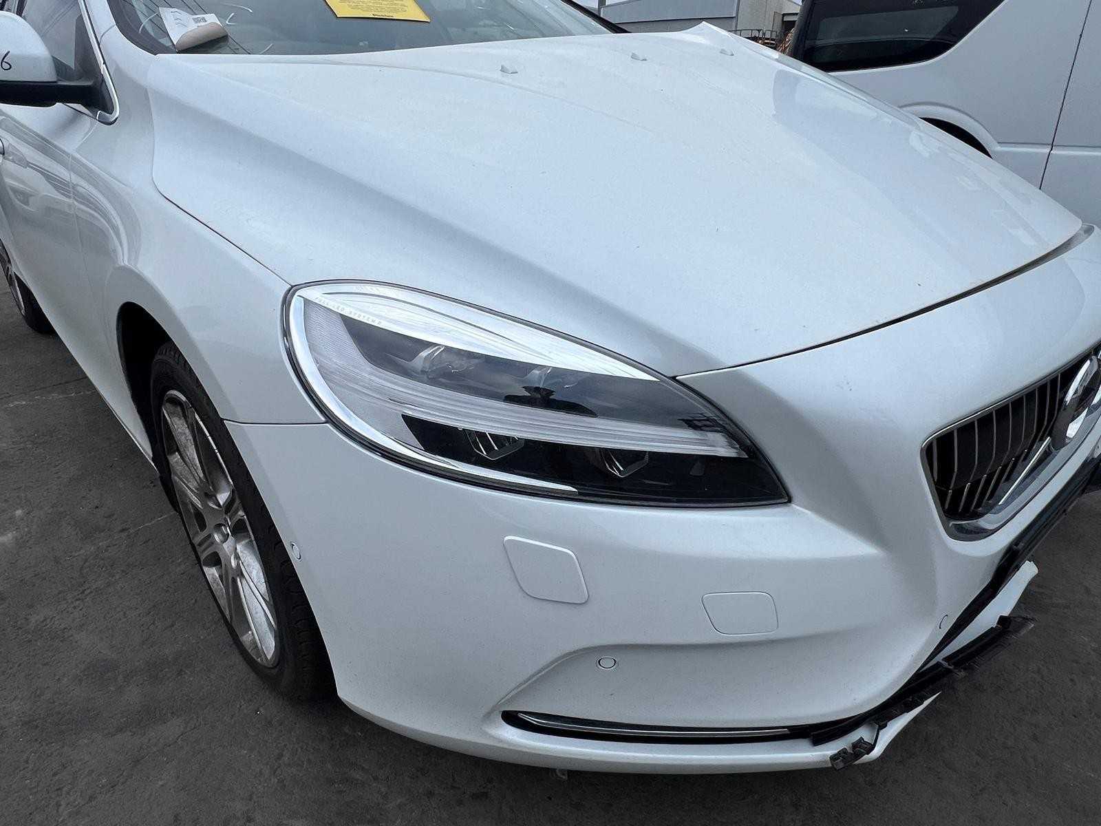 2018 Volvo S40