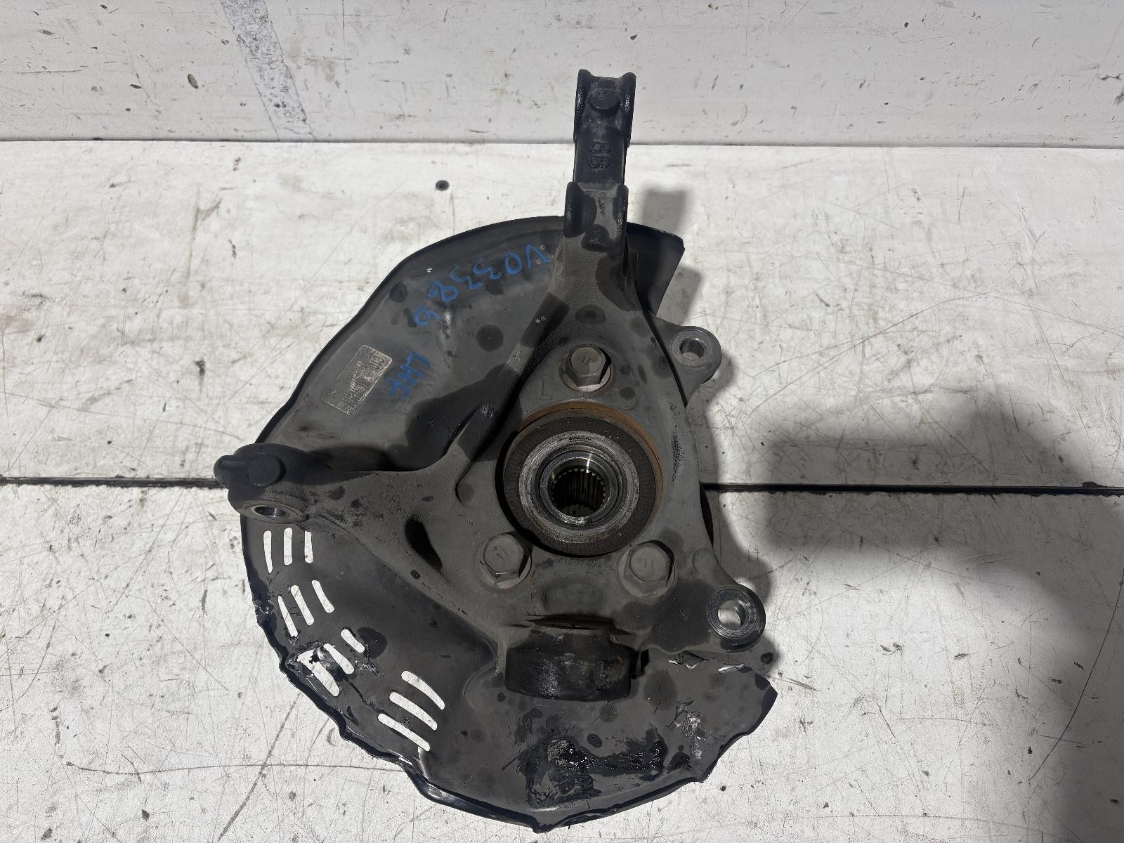 Toyota C-HR Hub Assembly Left Front Gen1 12/2016-09/2023