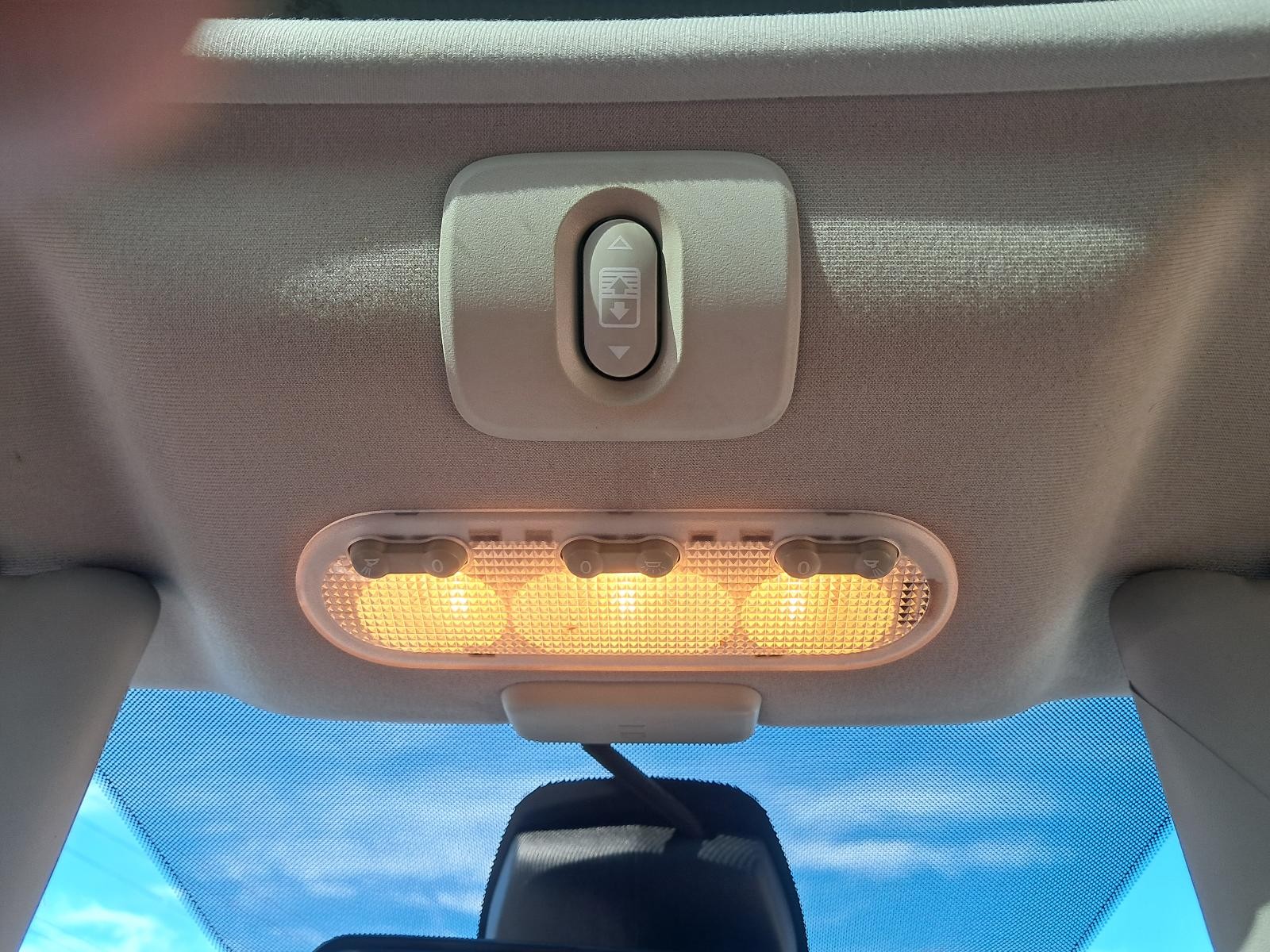 NISSAN DUALIS COURTESY LIGHT FRONT, J10, 10/07-05/14 07 08 09 10 11 12 13 14