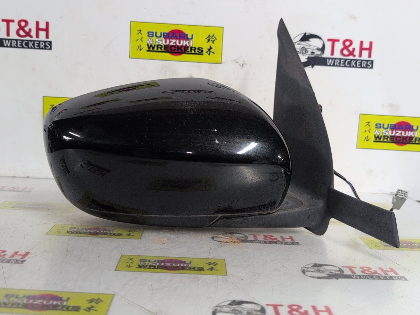 Suzuki Swift 2017-2021 Right Door Mirror Manual Fold Non-Indicator Color Coded