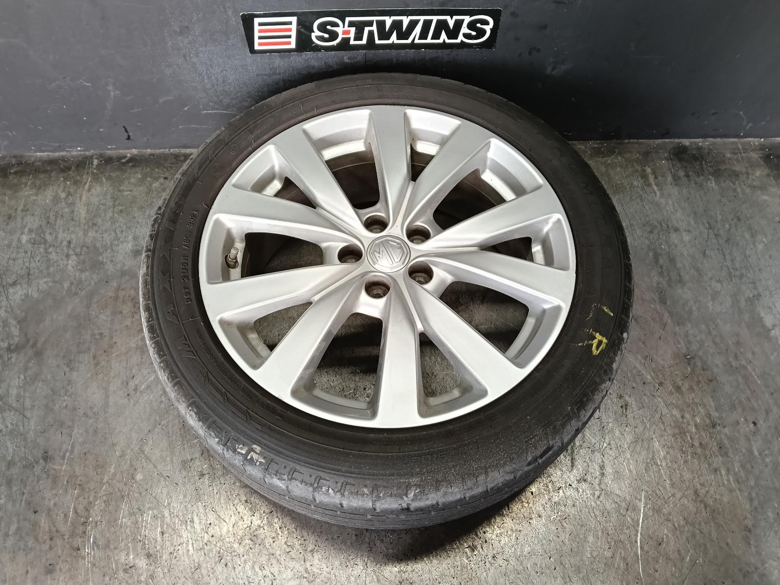 MG ZS WHEEL ALLOY FACTORY, 17X6.5IN, 5 V SPOKE, AZS1, 09/17- 17 18 19 20 21 22 2