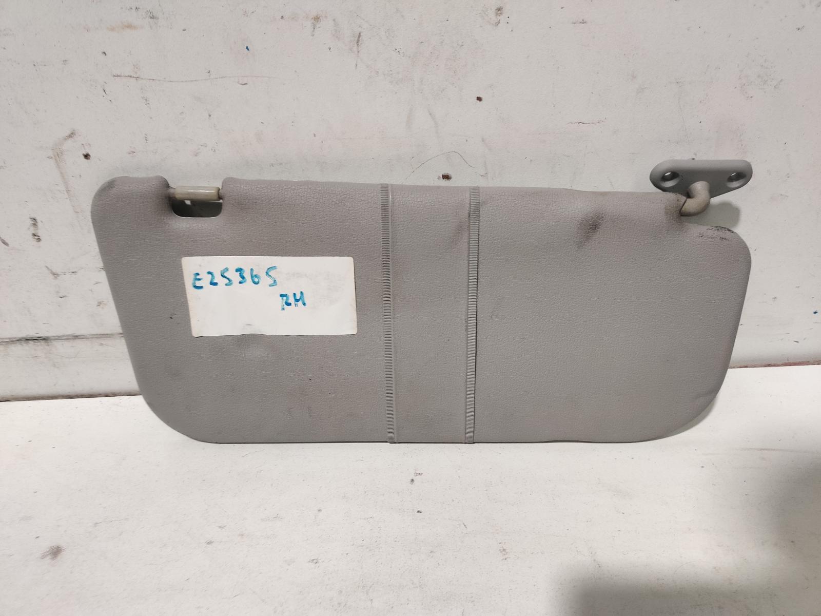 Mitsubishi Triton Right Sun Visor MN 08/09-04/15