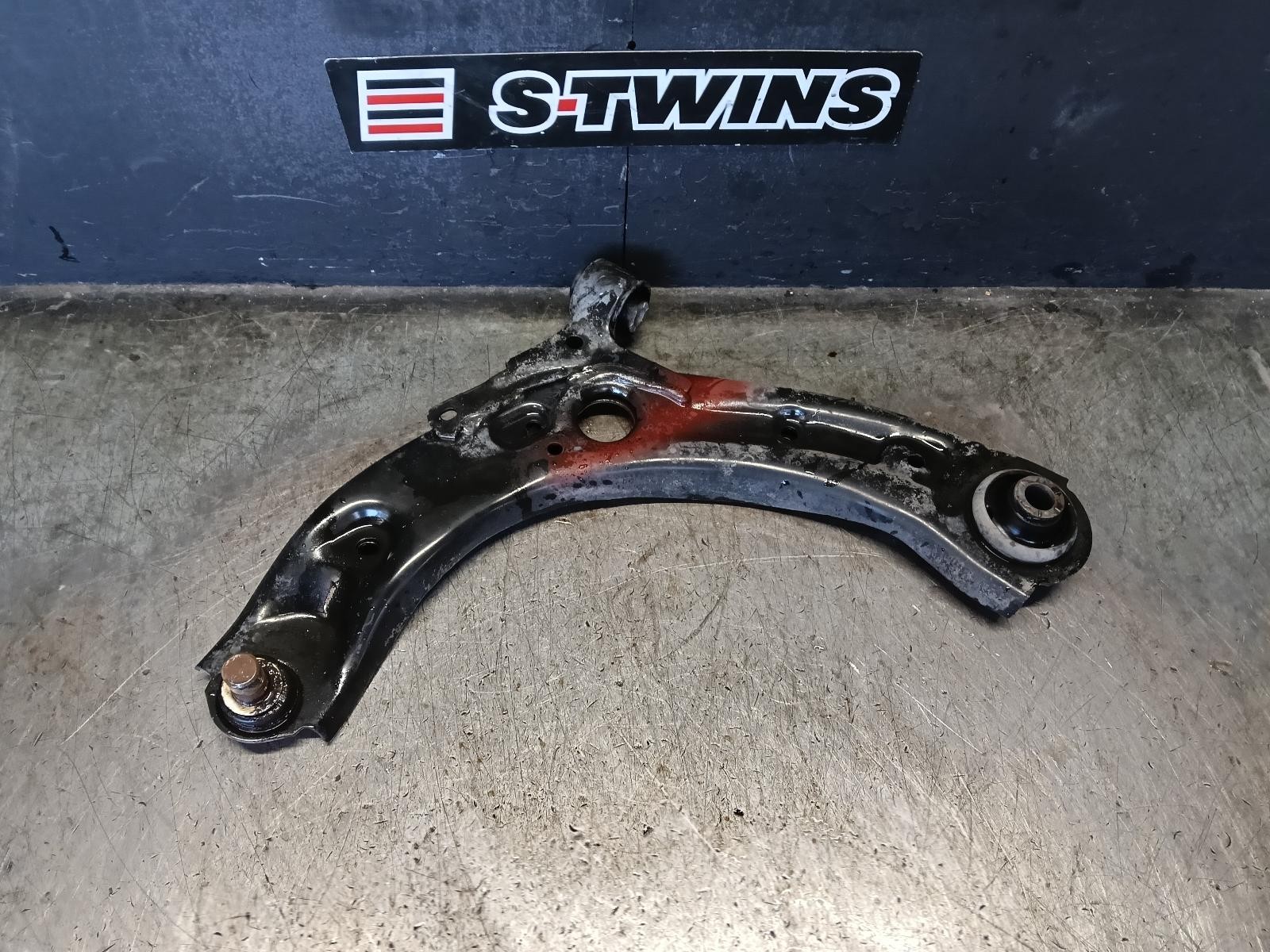 MAZDA 3 LEFT FRONT LOWER CONTROL ARM BP, SEDAN/HATCH, 03/19- 19 20 21 22 23 24 2