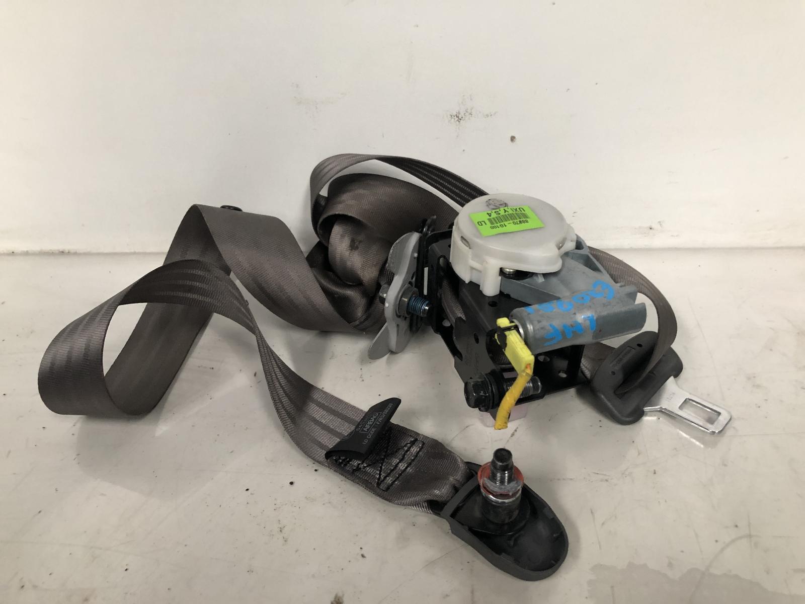 Kia Rio Left Front Seatbelt JB 08/2005-07/2011