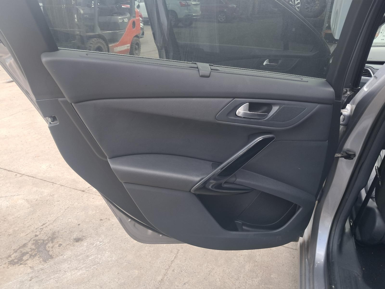 PEUGEOT 508 DOOR TRIM 07/11-12/17 11 12 13 14 15 16 17