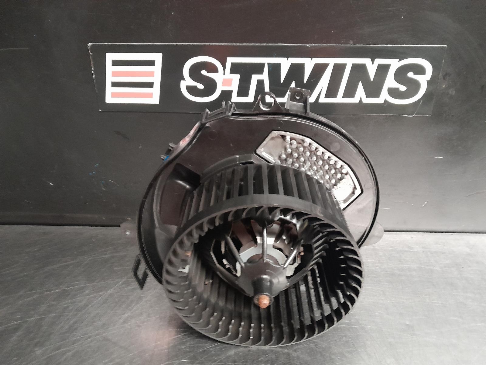 SKODA SUPERB HEATER FAN MOTOR NP, 03/16-06/24 16 17 18 19 20 21 22 23 24