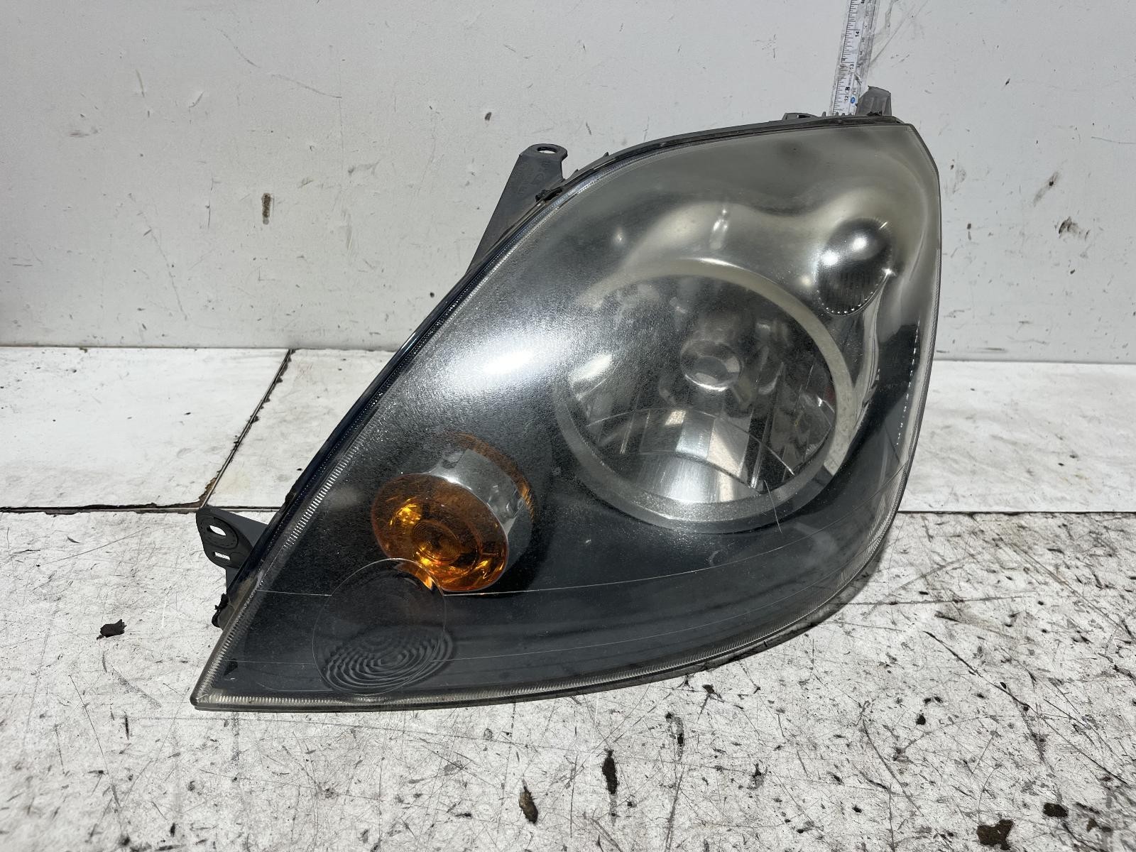 Ford Fiesta Left Headlight WQ 10/2005-12/2008