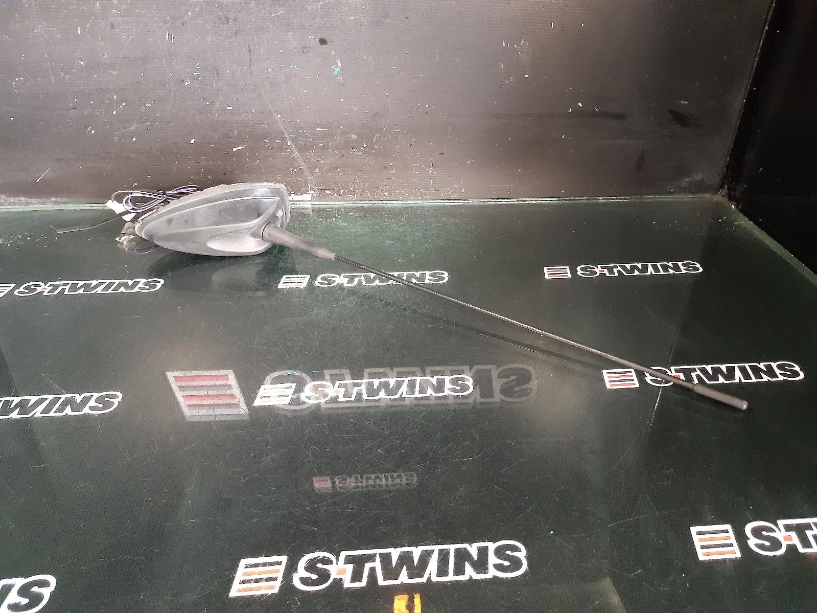 MERCEDES SPRINTER ANTENNA NCV3,10/06-04/18 06 07 08 09 10 11 12 13 14 15 16 17 1