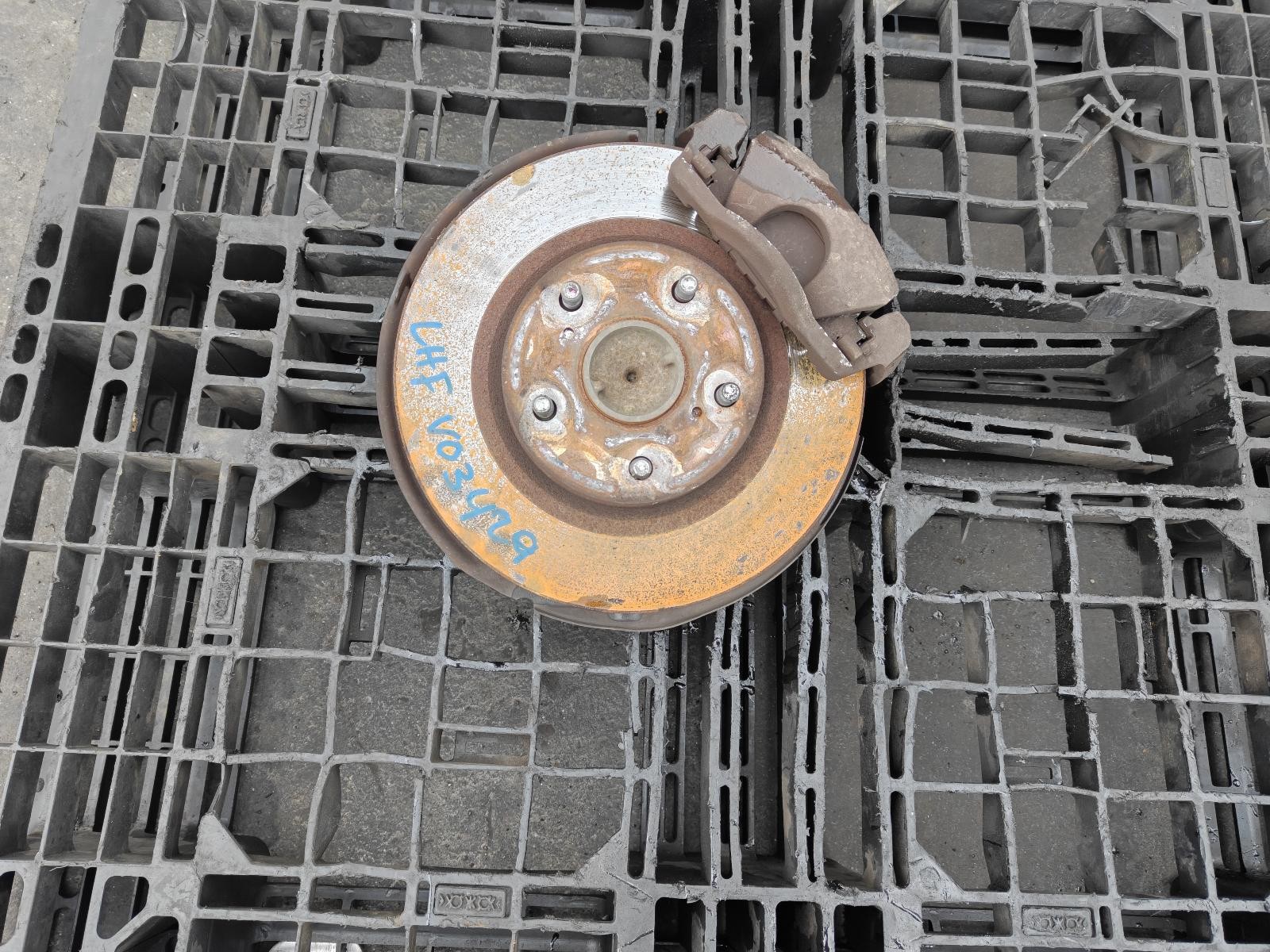 Toyota Hilux Left Front Hub Assembly TGN121 06/2015-09/2025