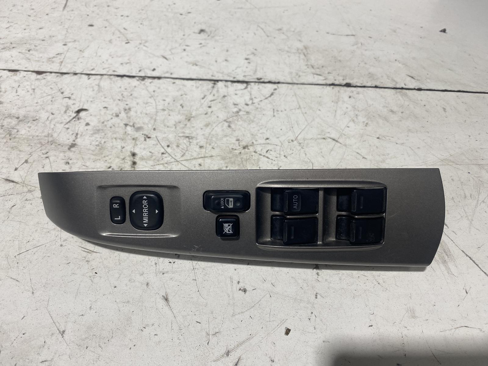 Toyota Prius Master Window Switch NHW20 10/2003-05/2009