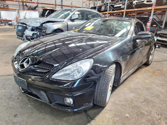 2010 Mercedes Slk — Auto