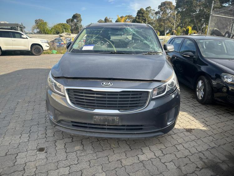 2016 Kia Carnival — YP Auto