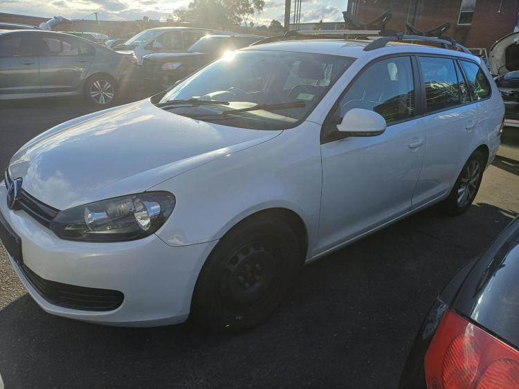 2011 Volkswagen Golf — A6 Auto Petrol
