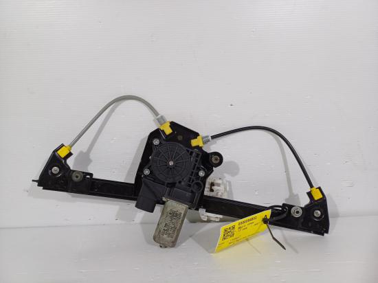 Series Bmw 3 Series 3 — Right Rear Wind REG/MOTOR