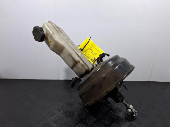 2013 Hyundai Iload/imax — Brake Booster