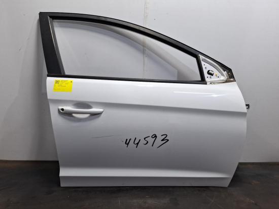 2017 Hyundai Elantra — Right Front Door