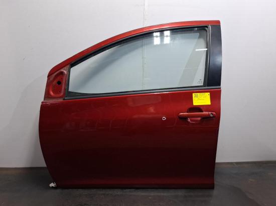 2010 Toyota Yaris — Left Front Door