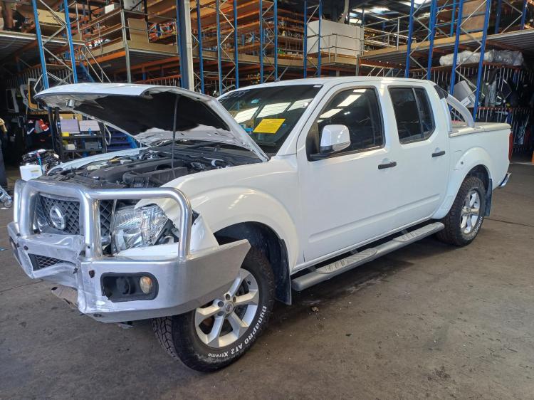 2014 Nissan Navara — D40 Manual Diesel