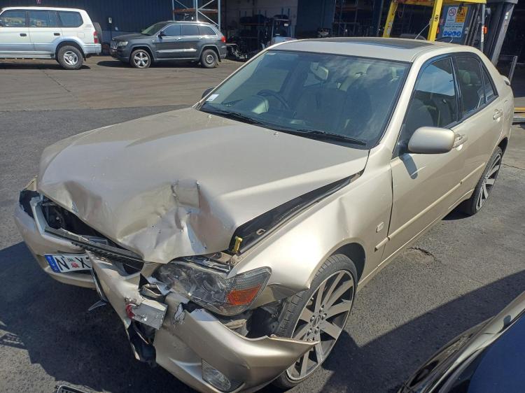 2005 Lexus IS200/IS300 — Auto Petrol