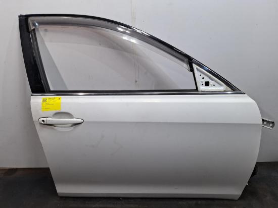 2010 Toyota Aurion — Right Front Door