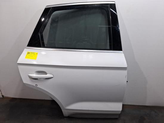 2018 Audi Q5 — Right Rear Door