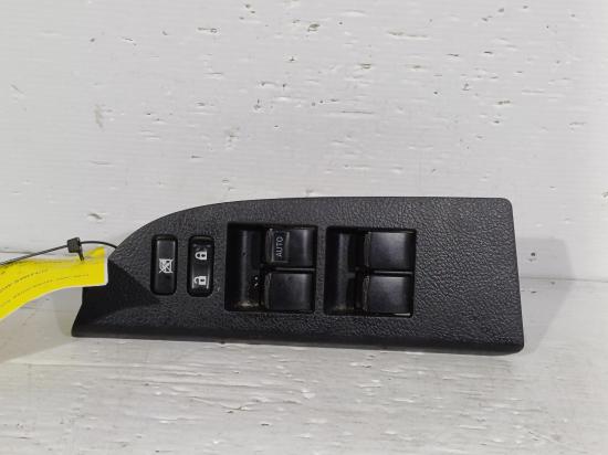 2010 Toyota Kluger — Power Window Switch