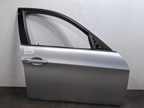 2009 BMW 3 Series — Right Front Door