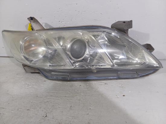 2008 Toyota Camry — Right Headlamp