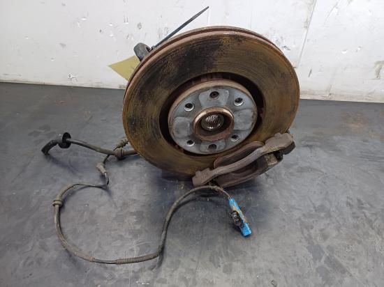 2013 Citroen Ds3 — Left Front Hub Assembly