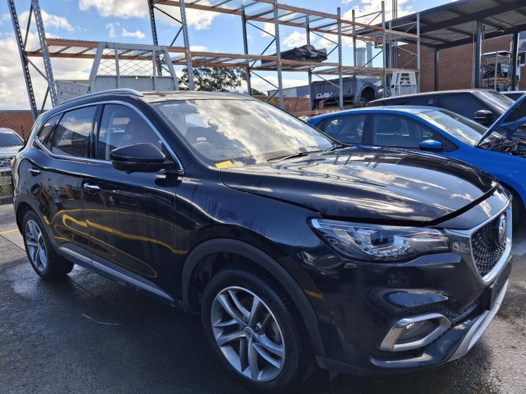 2022 MG Hs — Auto Petrol