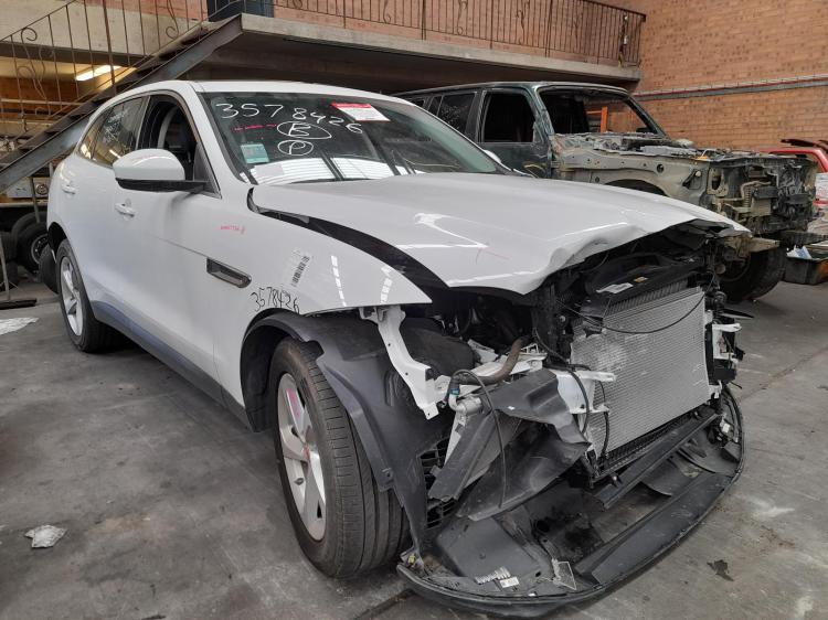 2017 Jaguar F Pace — Auto Petrol