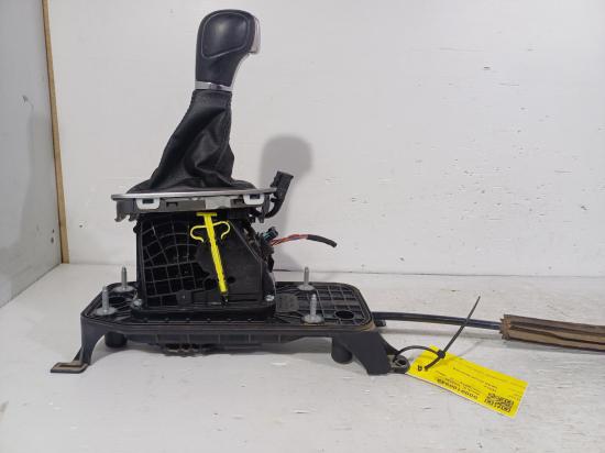 2014 Volkswagen Golf — AUTO SHIFTER 7 SPEED