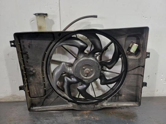 2018 Hyundai I30 — RADIATOR FAN