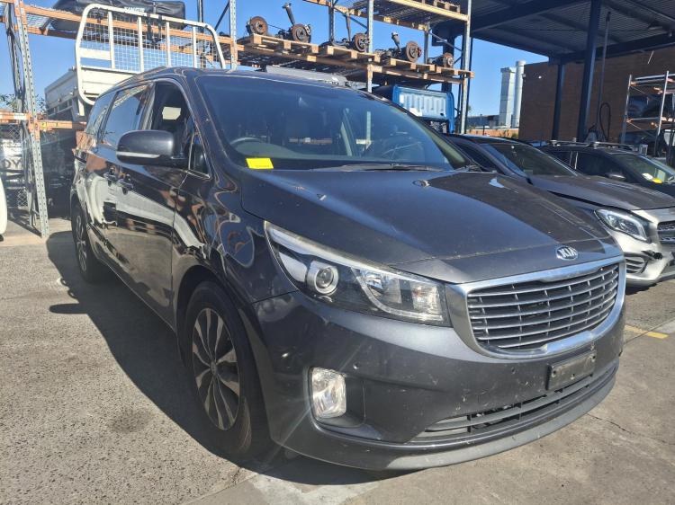 2016 Kia Carnival — YP Auto Petrol