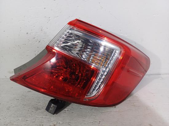 2012 Toyota Camry — IN BODY NON LED TYPE