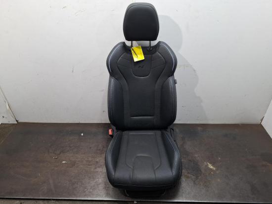 2023 Hyundai I30 — Front Seat