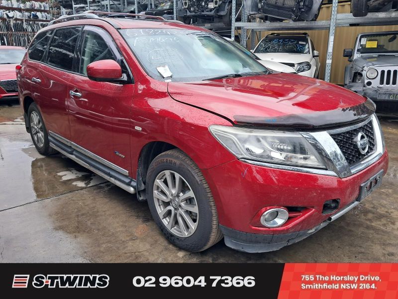 2015 Nissan Pathfinder — R52 Auto Hybrid