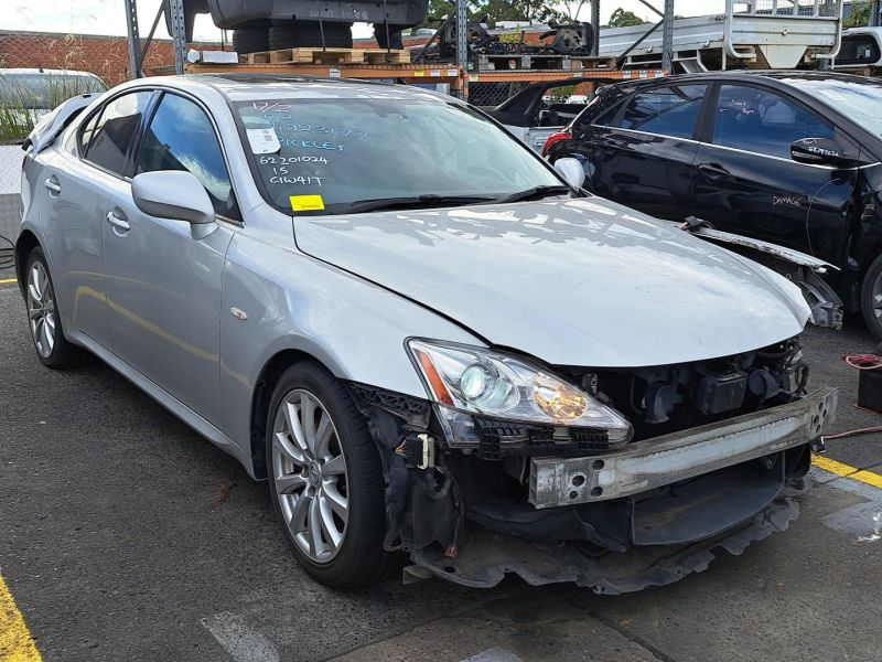 2006 Lexus IS250 — Auto Petrol