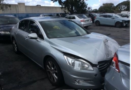 2012 Peugeot 504 — Auto Diesel